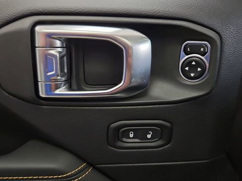 New 2025 Jeep Wrangler Sahara w/ Technology Group image 13