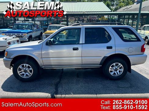 Used 2004 Isuzu Rodeo S image 1