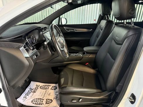 Used 2023 Cadillac XT5 Luxury AWD/4WD image 10