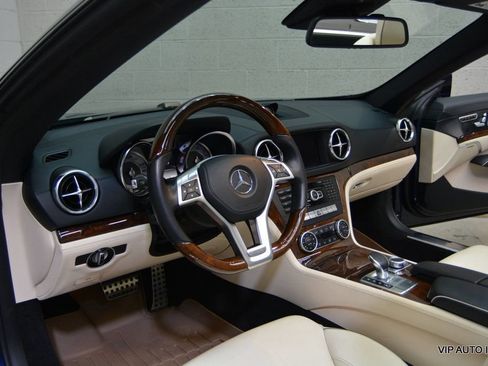 Used 2013 Mercedes-Benz SL 550 image 15