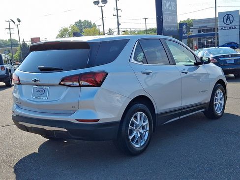 Used 2022 Chevrolet Equinox LT image 4