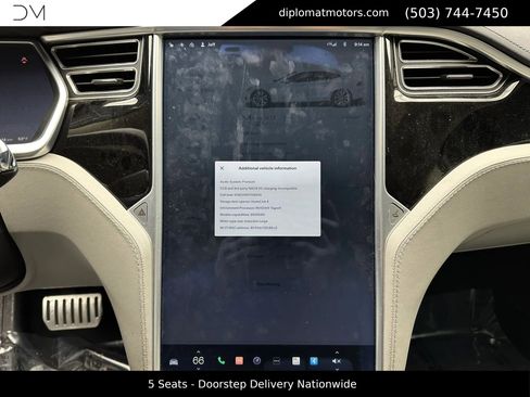 Used 2013 Tesla Model S Performance RWD image 33