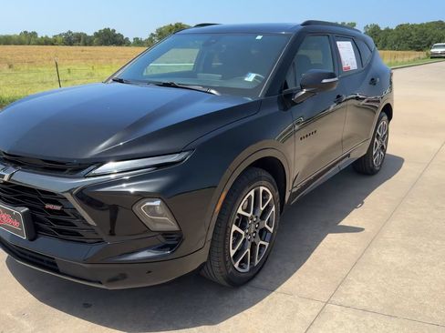 Used 2025 Chevrolet Blazer RS FWD image 5