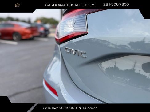 Used 2024 Honda Civic Sport image 28