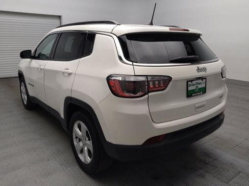 Used 2019 Jeep Compass Latitude FWD image 5