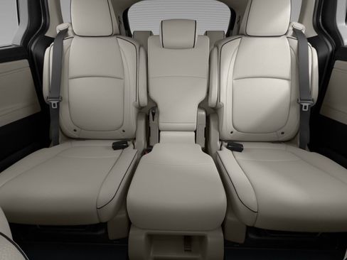 New 2026 Honda Odyssey Touring image 9