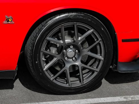 Used 2016 Dodge Challenger R/T Scat Pack RWD image 51