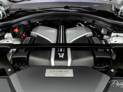 Used 2021 Rolls-Royce Cullinan image 6