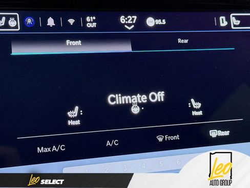 Used 2025 Chrysler Pacifica Select FWD image 22