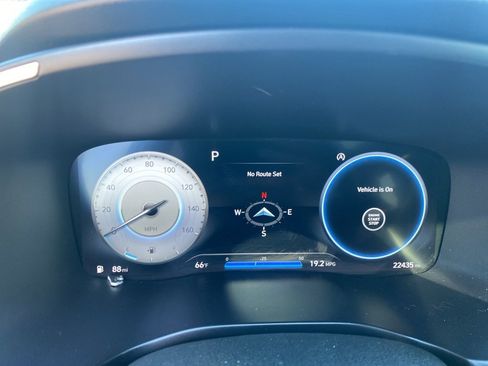 Used 2023 Hyundai Santa Fe Limited image 22