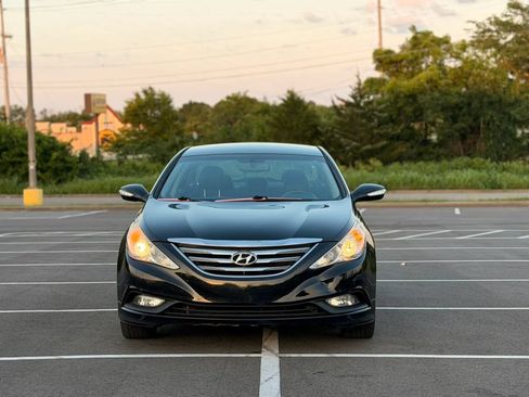 Used 2014 Hyundai Sonata SE FWD image 2
