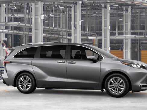 New 2026 Toyota Sienna Limited FWD image 13
