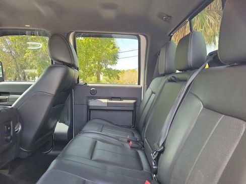 Used 2011 Ford F350 Lariat w/ Lariat Interior Pkg image 17