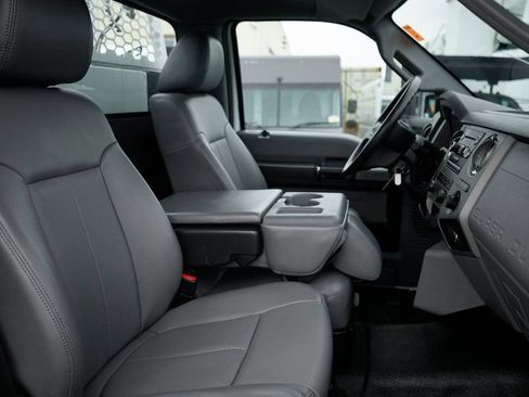 Used 2019 Ford F750 2WD Regular Cab Super Duty image 47