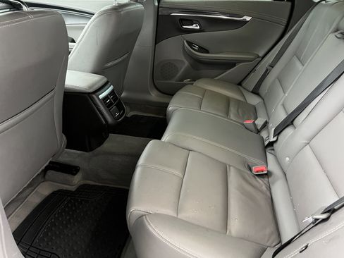 Used 2019 Chevrolet Impala LT w/ Sunroof and Spoiler Package image 16