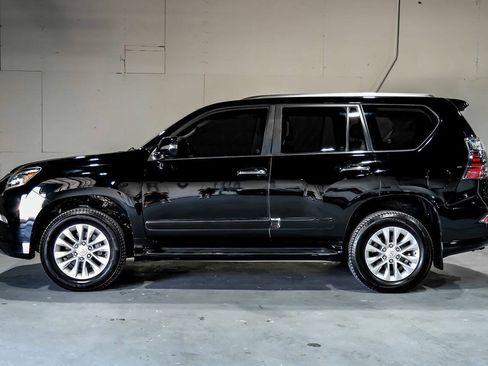 Used 2017 Lexus GX 460 Premium AWD/4WD image 18