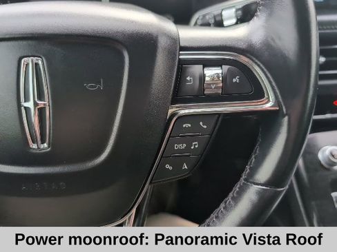 Used 2022 Lincoln Nautilus Reserve image 7