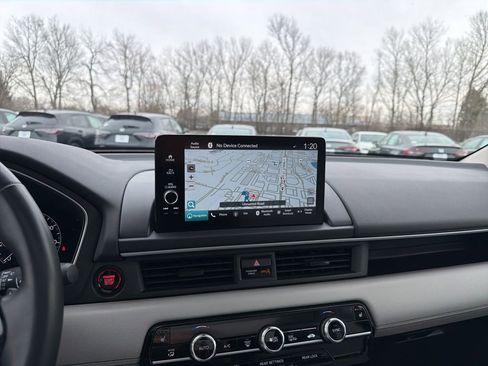 Certified 2023 Honda Pilot Touring image 15