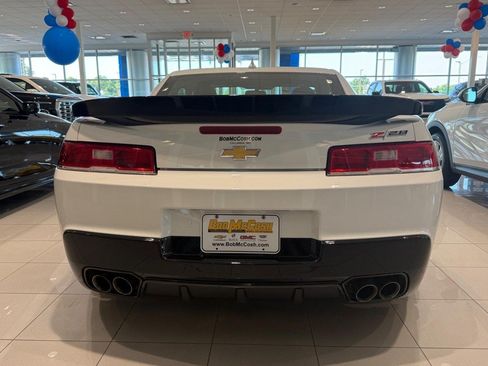 Used 2015 Chevrolet Camaro Z/28 RWD image 3