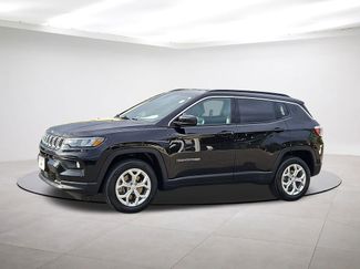 Used 2024 Jeep Compass Latitude AWD/4WD video 3