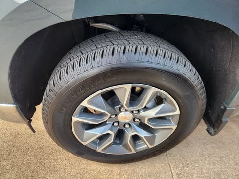 Used 2026 Chevrolet Silverado 1500 LT RWD image 7