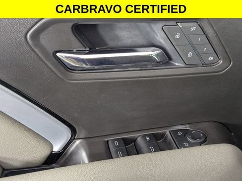 Certified 2025 Chevrolet Colorado ZR2 w/ Technology Package AWD/4WD image 11