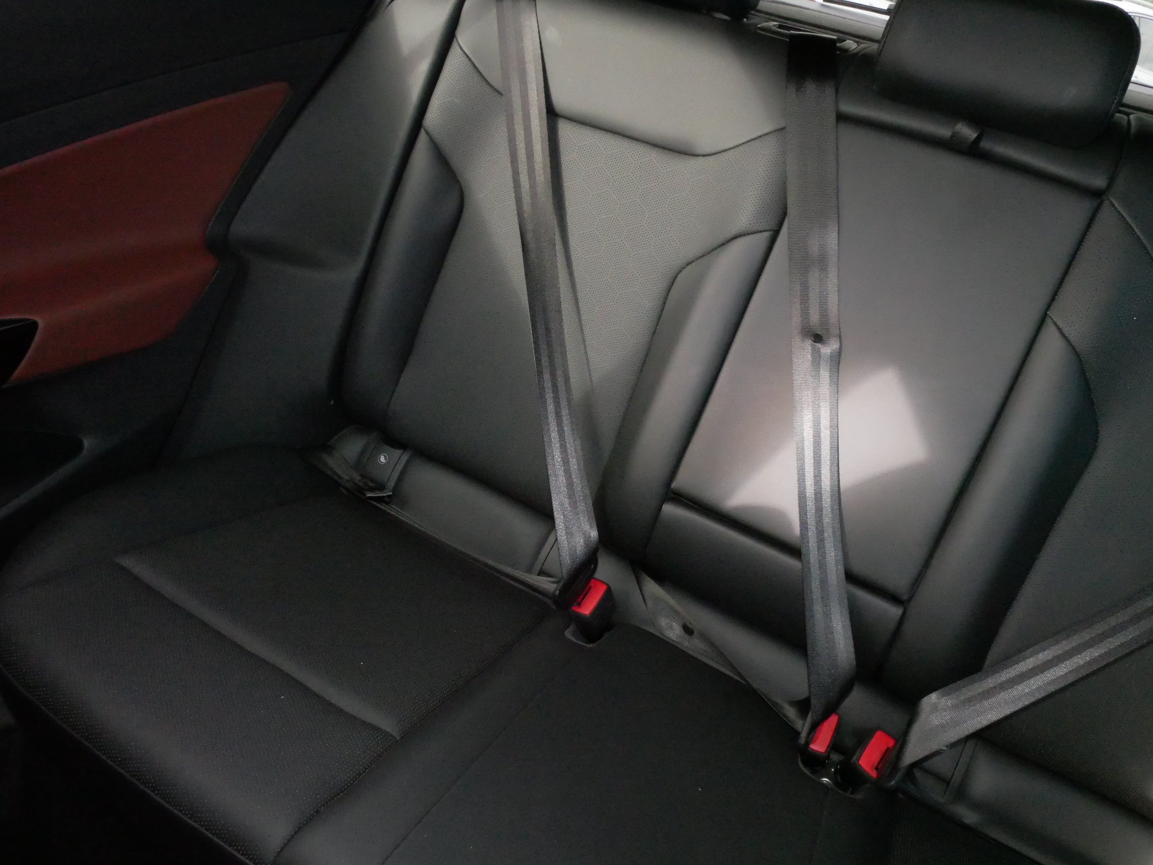 Certified 2022 Volkswagen ID.4 Pro S w/ Gradient Package RWD image 12
