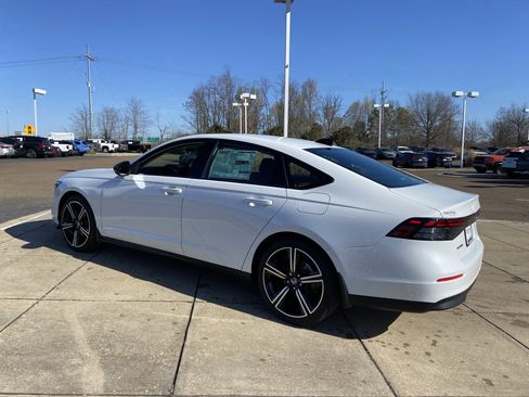 New 2026 Honda Accord SE image 7