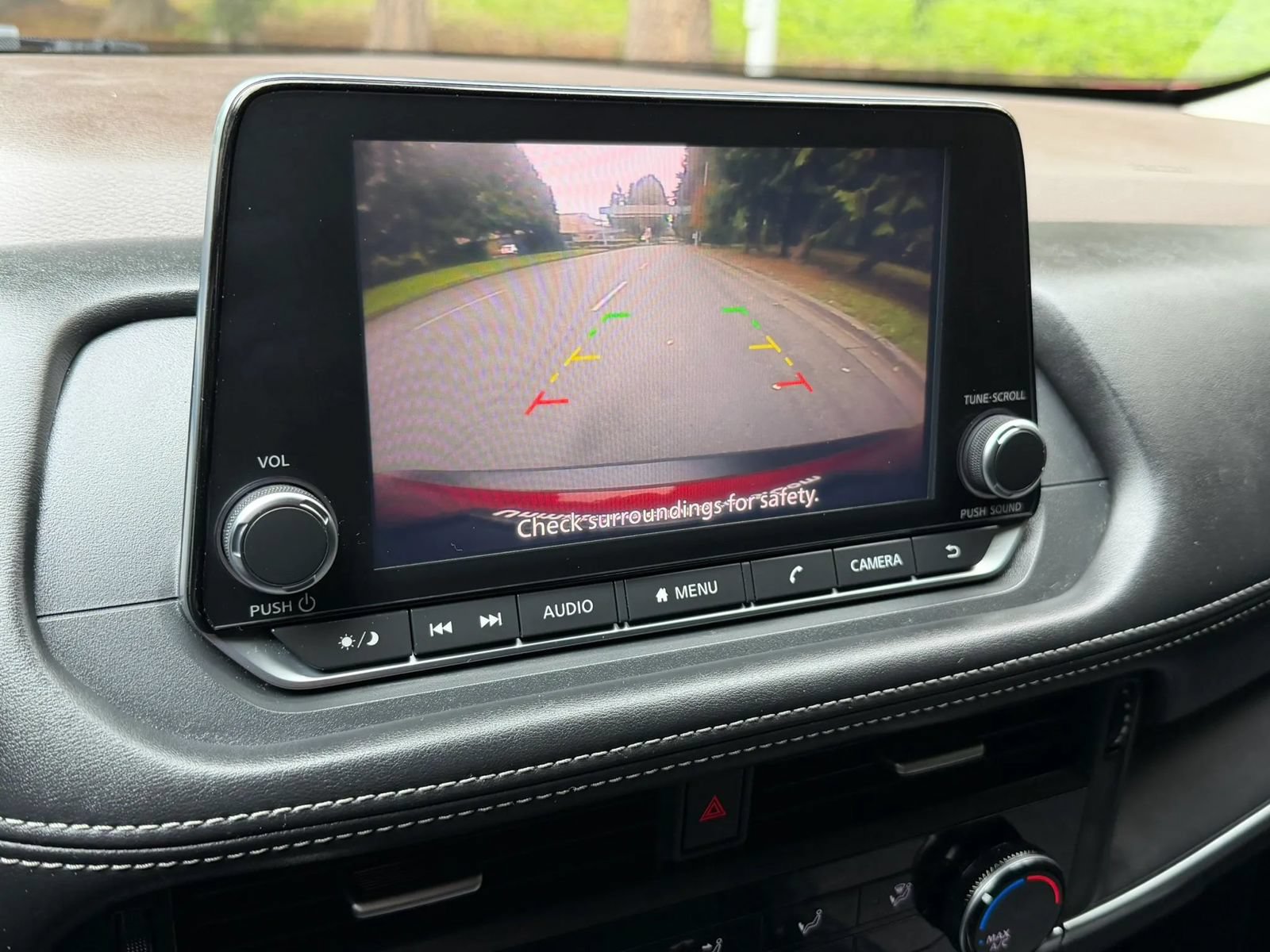 Used 2021 Nissan Rogue S AWD/4WD image 14