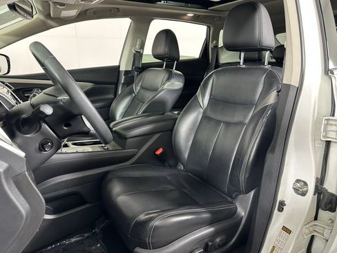 Used 2018 Nissan Murano Platinum FWD image 13