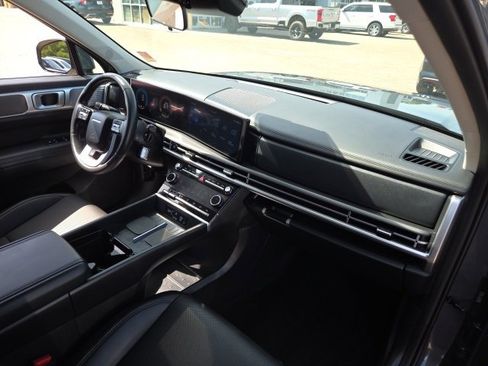 Used 2025 Hyundai Santa Fe SEL image 34