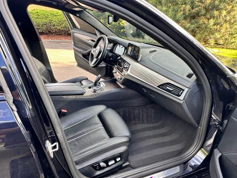 Used 2018 BMW 540i xDrive AWD/4WD image 15