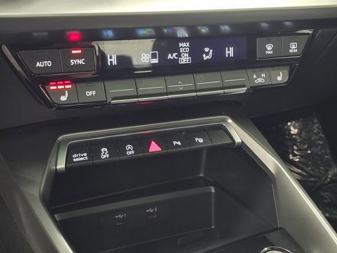 Used 2023 Audi A3 2.0T Premium image 43