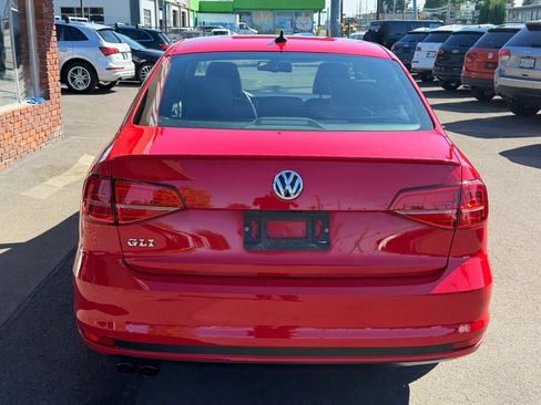 Used 2015 Volkswagen Jetta GLI SE FWD image 5