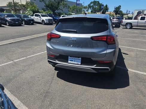 Used 2025 Buick Encore GX Preferred AWD/4WD image 7