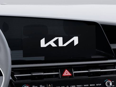 New 2025 Kia Niro EX Touring image 20