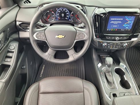 Used 2023 Chevrolet Traverse High Country image 20