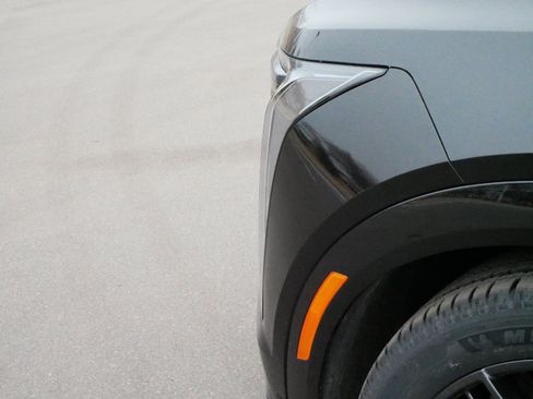 New 2025 Cadillac Escalade IQ Sport 2 w/ LPO, ONYX Package image 13