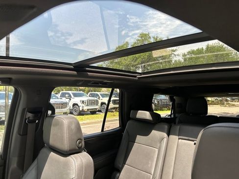 Used 2022 Chevrolet Tahoe LT RWD image 10
