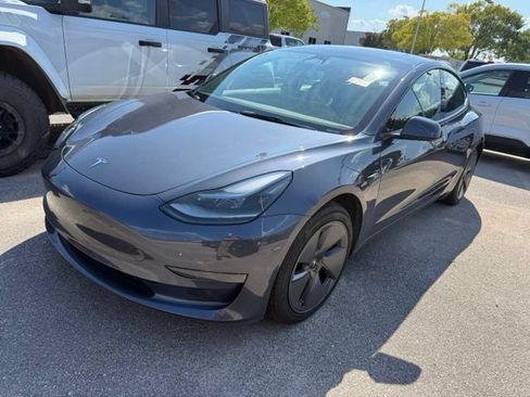 Used 2023 Tesla Model 3 Standard Range RWD image 13