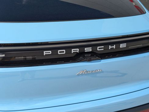 New 2025 Porsche Macan Electric image 11