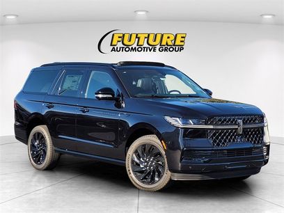 New 2025 Lincoln Navigator Reserve w/ Jet Appearance Package