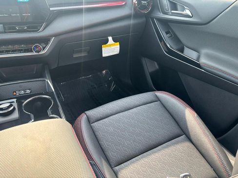 Used 2026 Chevrolet Equinox RS w/ Safety and Technology Package FWD image 17
