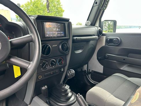 Used 2007 Jeep Wrangler X AWD/4WD image 11