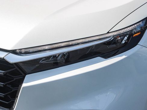 Used 2024 Honda CR-V EX-L image 5
