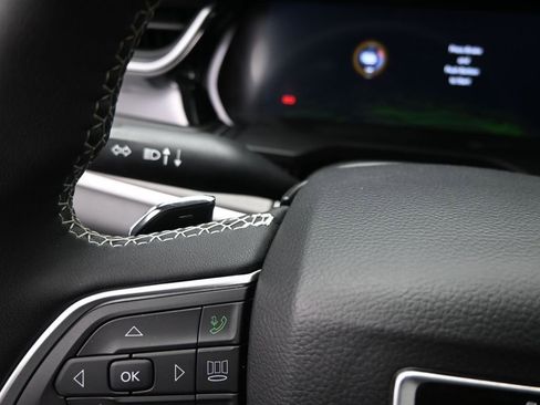 Used 2022 Jeep Grand Cherokee Limited 4xe image 24