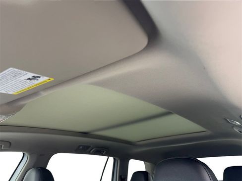 Used 2019 Volkswagen Atlas SEL image 62