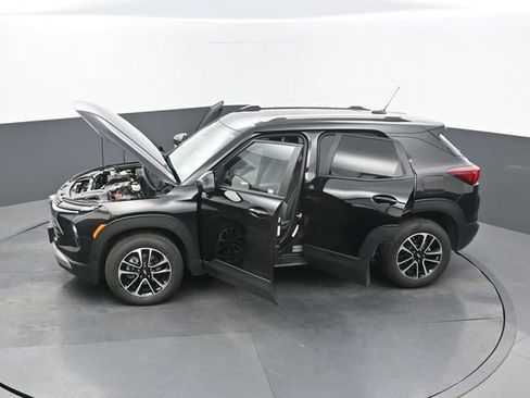 Used 2025 Chevrolet TrailBlazer LT image 71