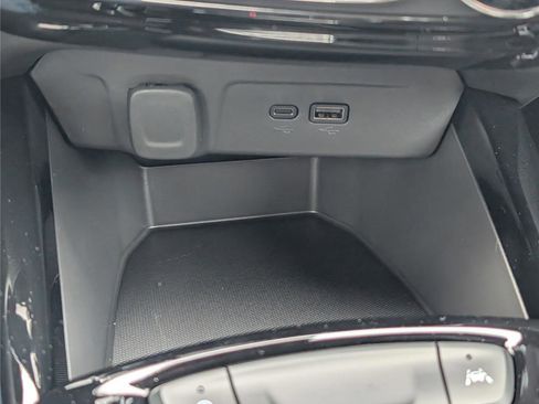 New 2026 Chevrolet Trax RS w/ Driver Confidence Package image 23