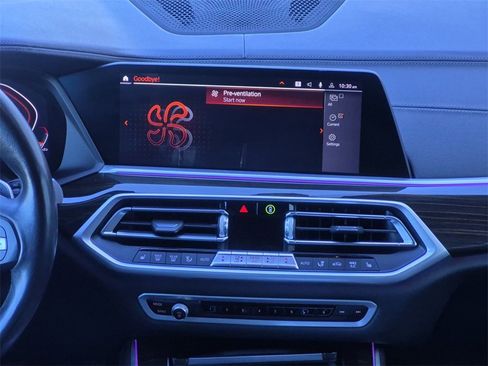 Used 2021 BMW X5 xDrive40i image 9